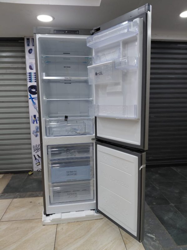 Samsung  fridge 338litres ,2 door bottom mount freezer,no frost