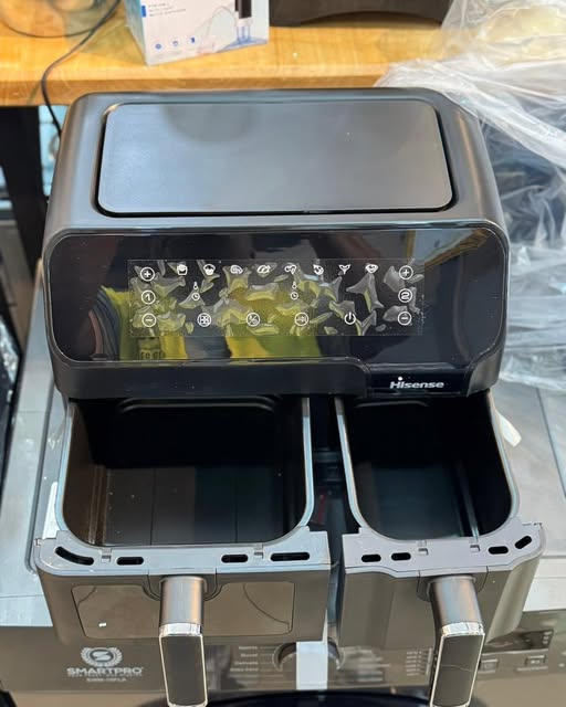 Hisense 8.6L Air Fryer (Model H06AFBS1S3)